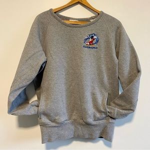 VINTAGE DISNEY CREWNECK SWEATER